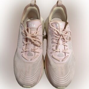 APL Women’s sneakers